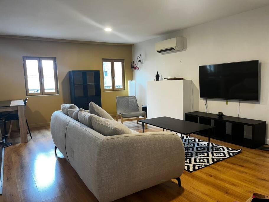 Superbe Appartement Centre Ville 博格斯 外观 照片